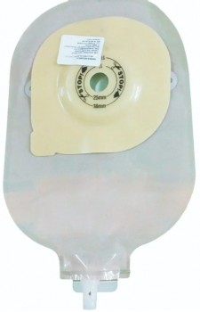 Hollister 29301 (15-38mm) Moderma Flex One-Piece Transparent Urostomy Pouch - Convex SoftFlex Barrier