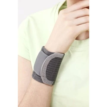 Tynor Wrist Brace with Double Lock