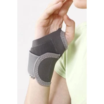 Tynor Wrist Brace with Thumb