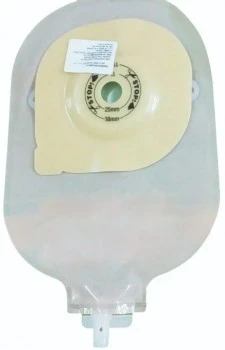 Hollister 29301 (15-38mm) Moderma Flex One-Piece Transparent Urostomy Pouch - Convex SoftFlex Barrier